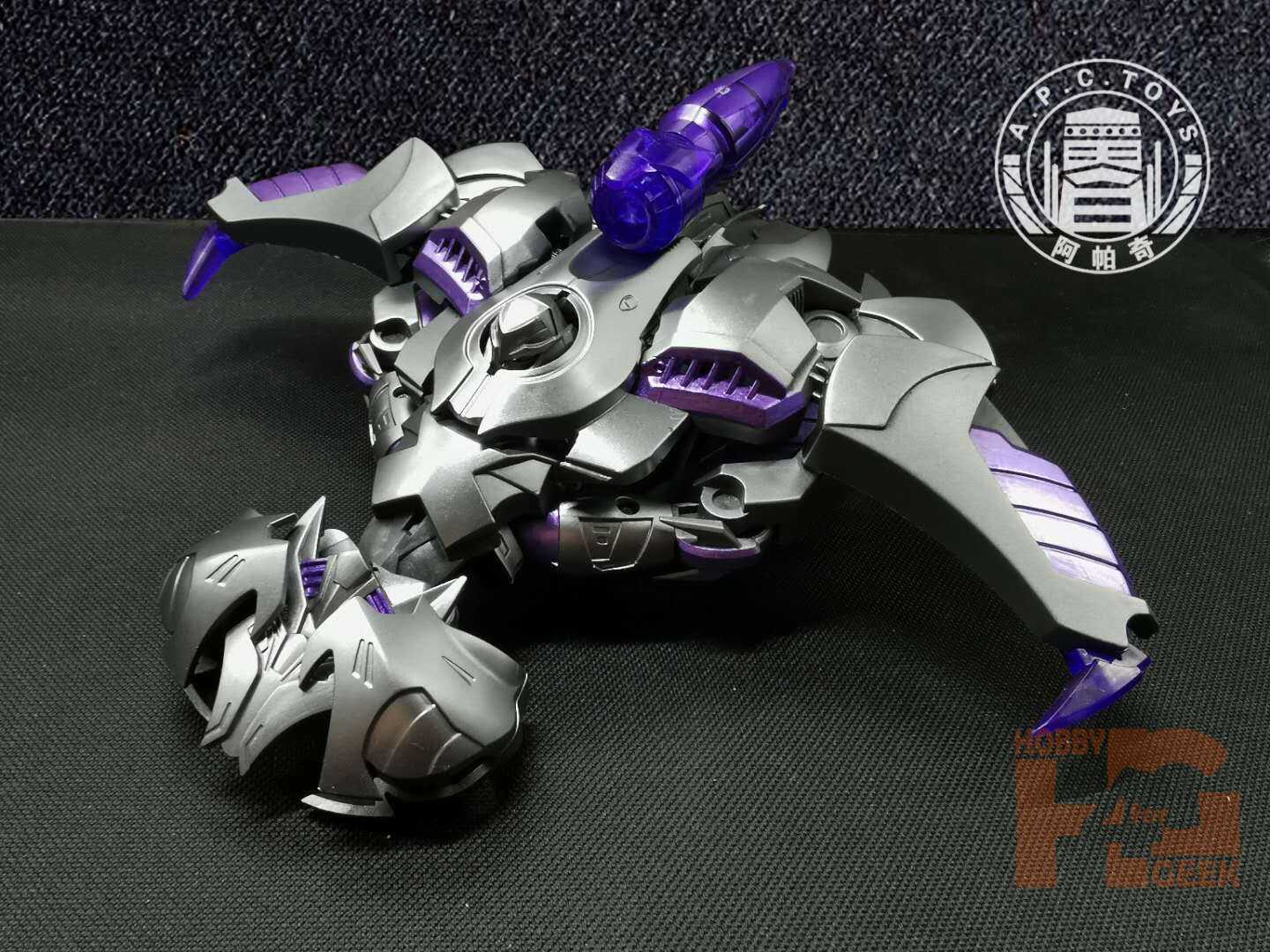 IN STOCK! APC Toys Dark Master Evil God TFP MGTank God