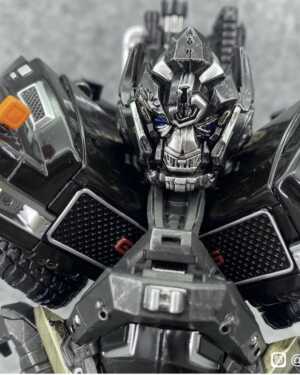 Black Apple M-06 Ironhide